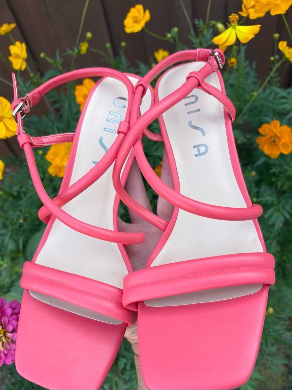UNISA Coral Pink Sailor Color 660 Strappy Heels Adjustable Sandals Size 9.5
